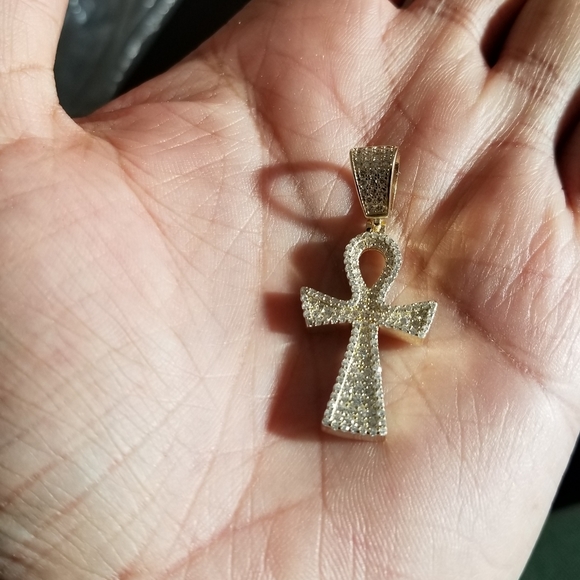 New Sterling Silver Ankh CZ Gold Finish Pendant - Picture 5 of 5